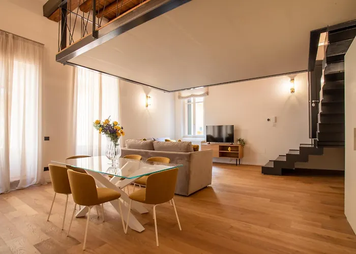 アパート Dimore - Palazzo San Giorgio ヴェローナ