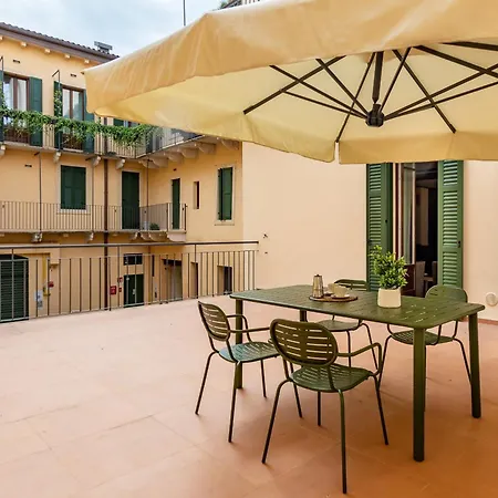 Lägenhet Dimore - Palazzo San Giorgio *